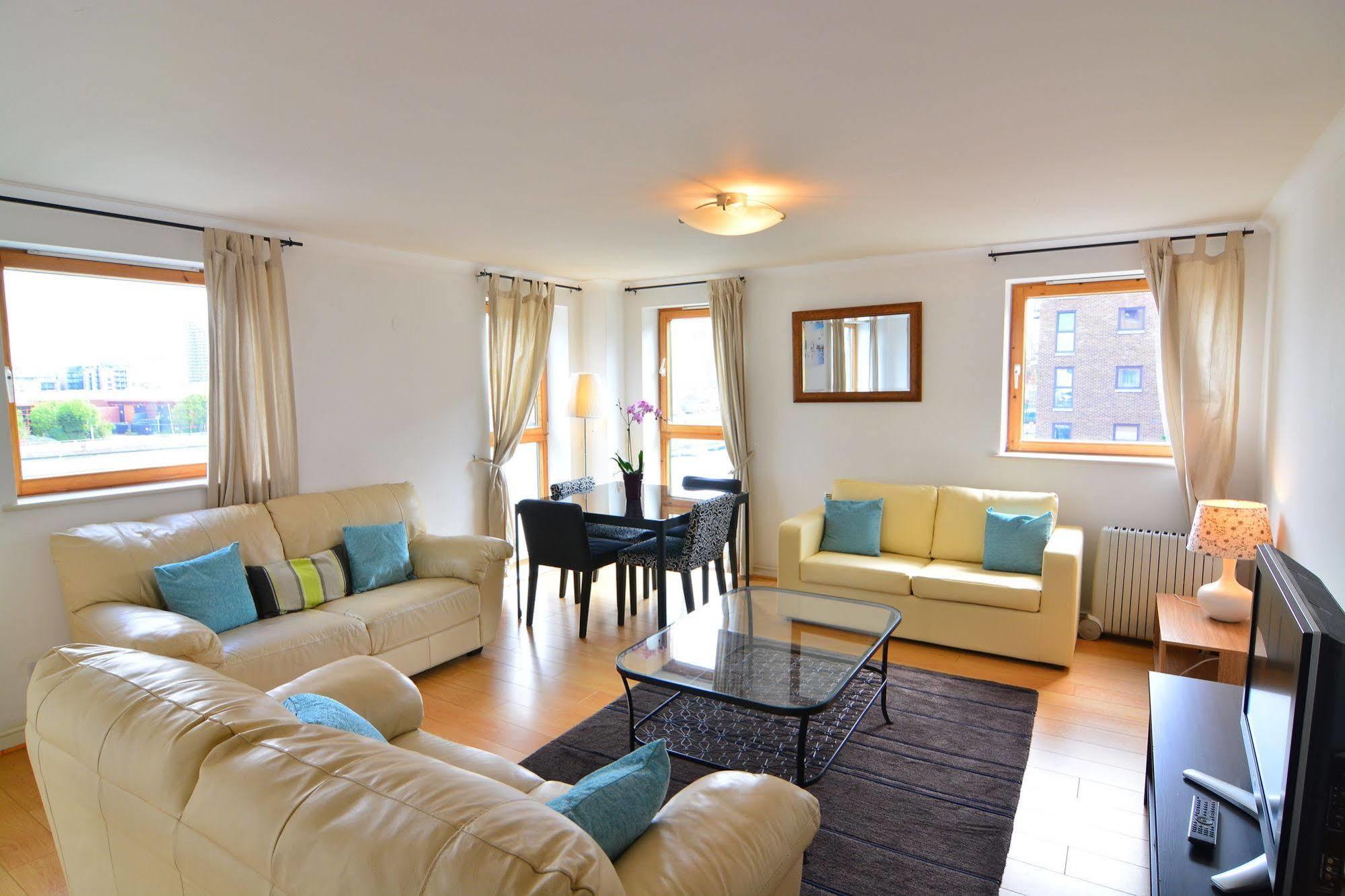Apartment Wharf - Meridian Place 바킹 외부 사진